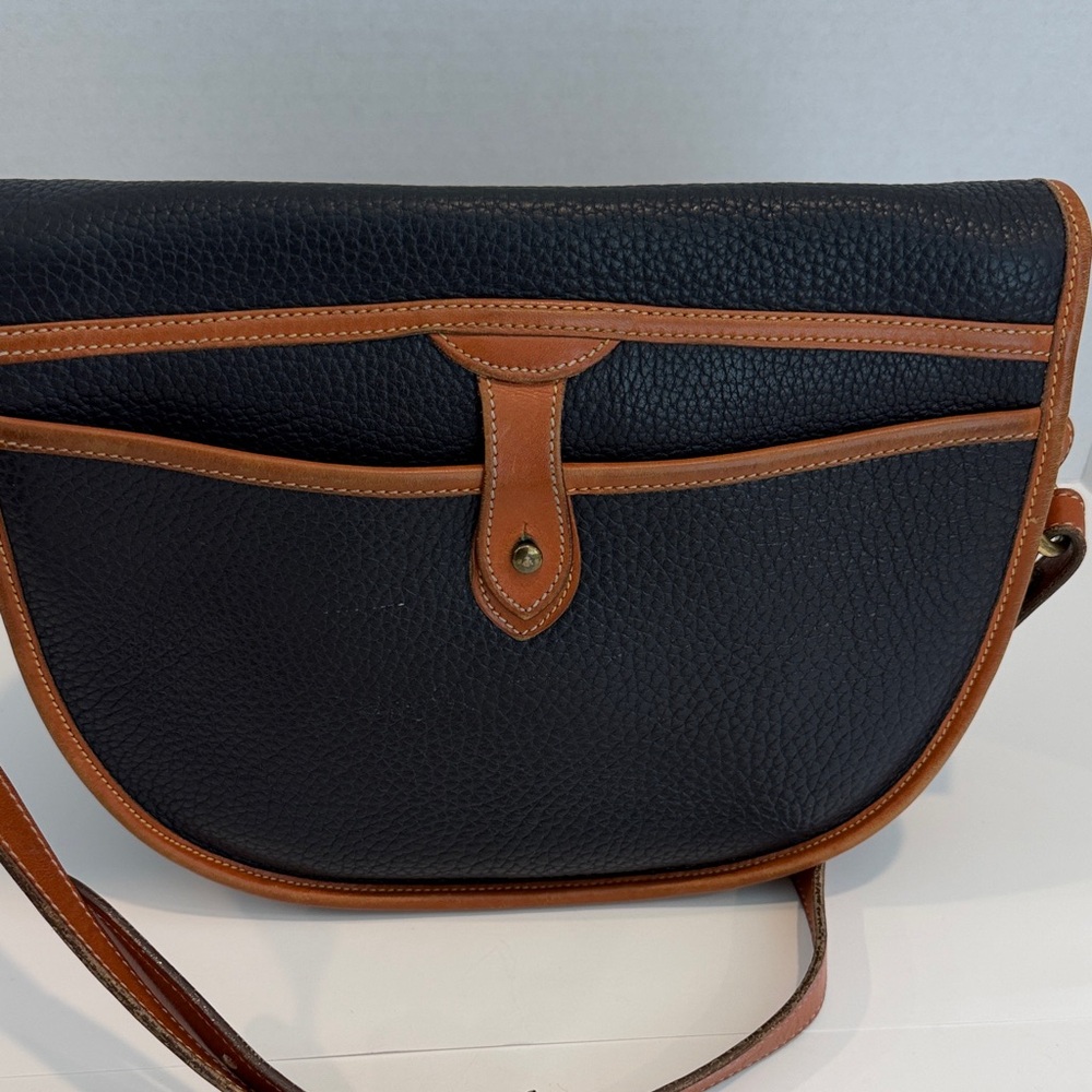 Vintage Dooney and Bourke Pebble Grain Navy All Weather Leather Crossbody Bag - Picture 6 of 9
